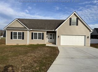 7 Bella Ct, Hurricane, WV 25526