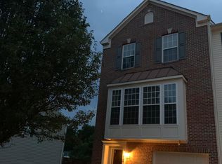 15824 Bobolink Dr, Woodbridge, VA 22191