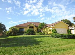 49 Bunker Ln, Rotonda West, FL 33947