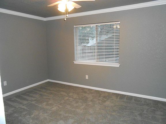 5th image of 309 Augustine Dr
