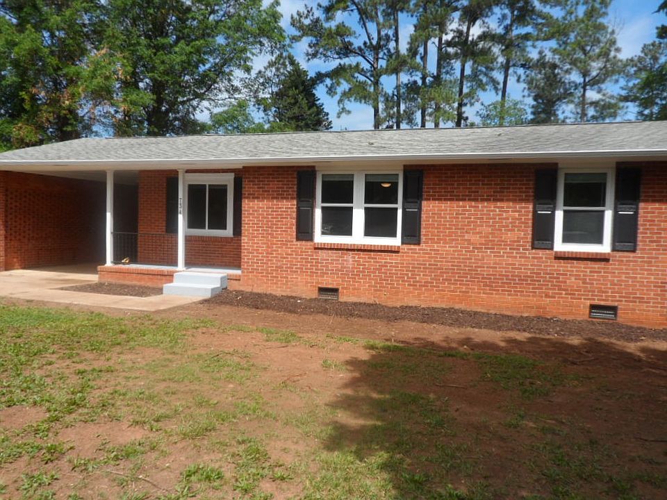 1st image of 734 Woodmont Cir