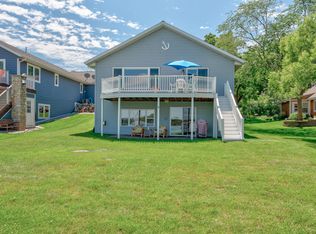 16090 255th Ave, Spirit Lake, IA 51360