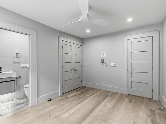 2nd image of 413 8th St NE APT B