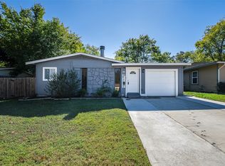 1312 E Lovers Ln, Arlington, TX