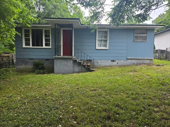 1704 18th St, Phenix City, AL 36867