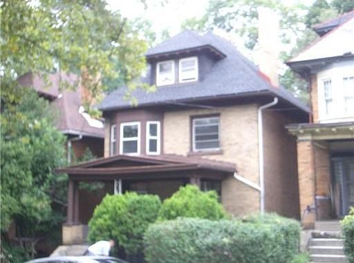 2nd image of 5827 Nicholson St