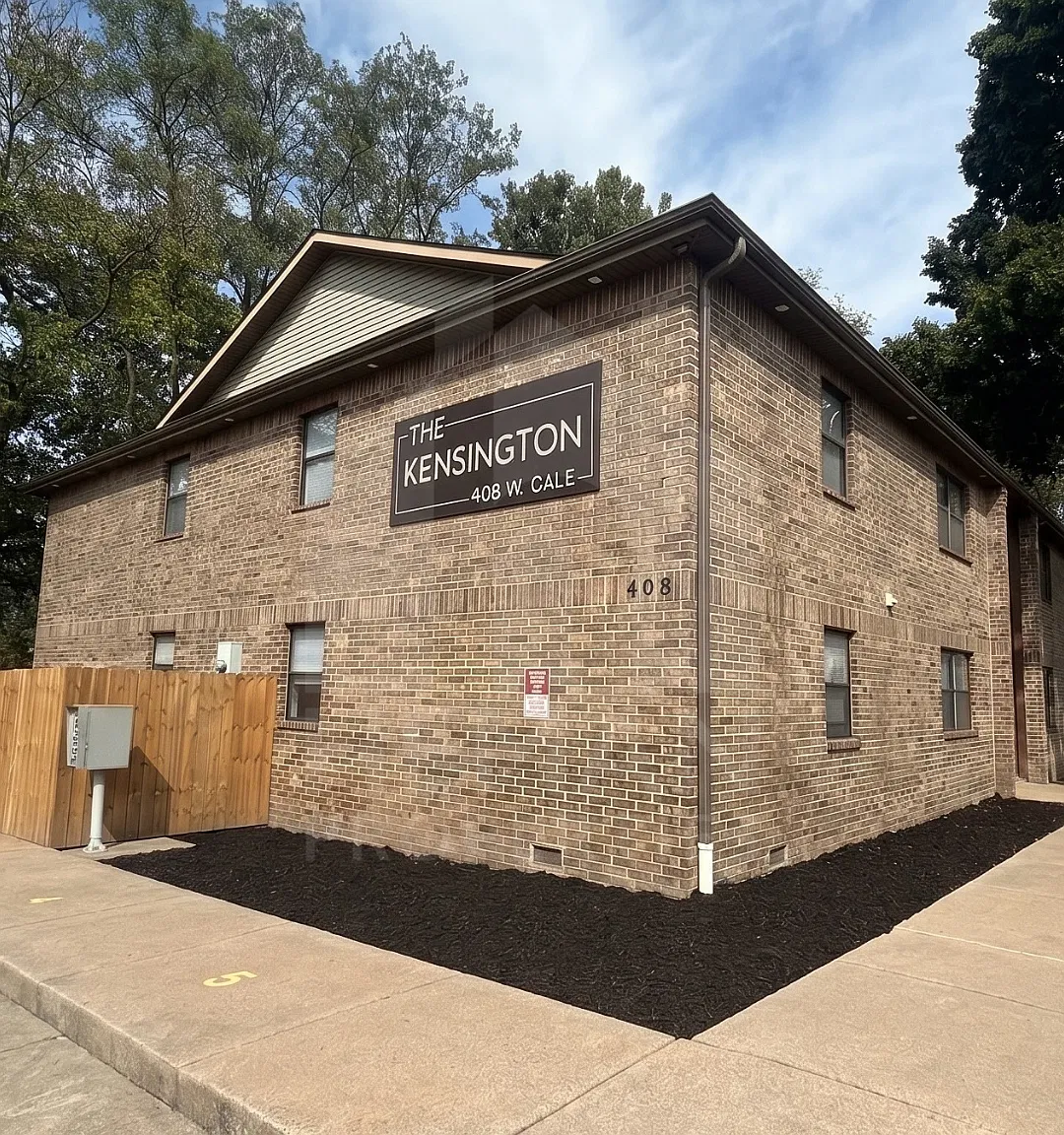 408 W Cale St — Photo 1