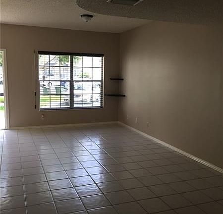 3rd image of 23 Whitehead Cir