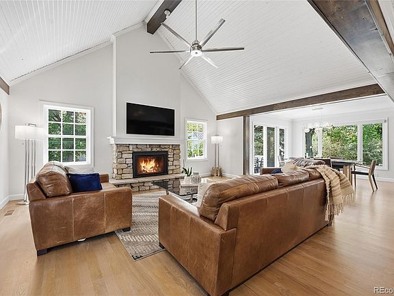 5th image of 4675 S Yosemite Street #219