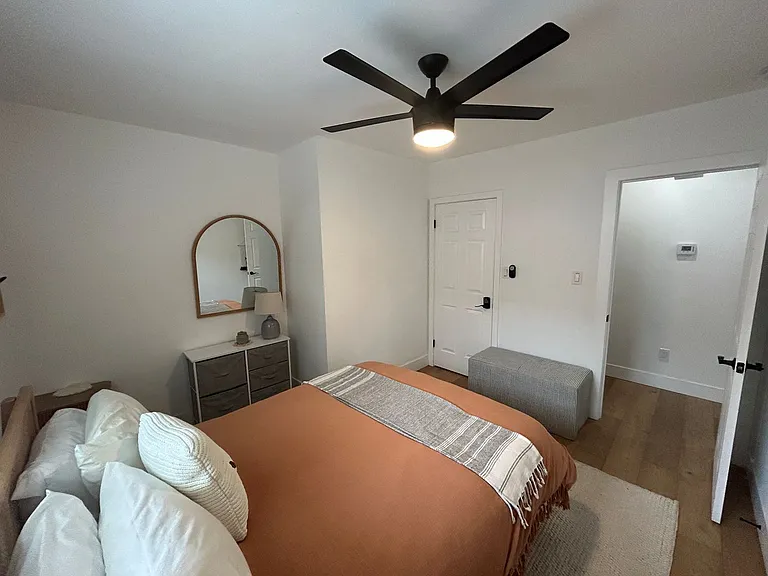 4016 E Avalon Dr — Photo 18