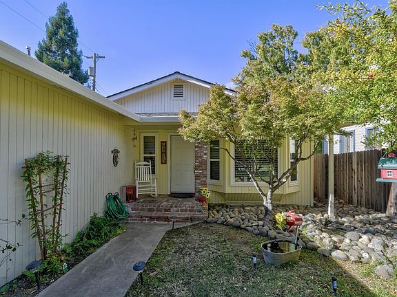 5th image of 7147 Mariposa Ave