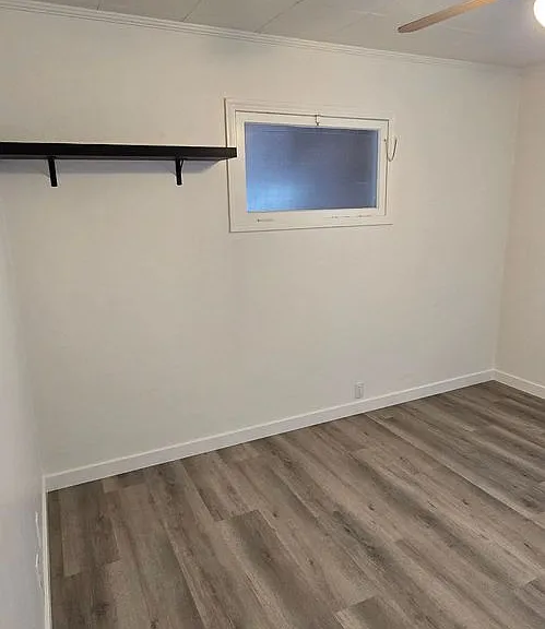 6505 Marchant Ave — Photo 32