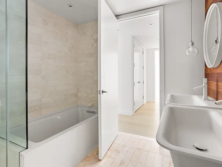 241 5th Ave #16B — Photo 8