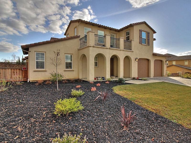 2nd image of 2260 Cirelli Dr