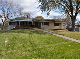 1744 Richard Cir, West Saint Paul, MN 55118