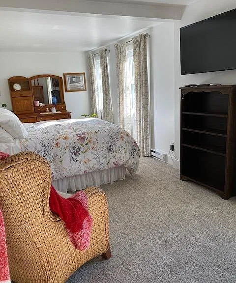 395 Rezen Rd — Photo 6