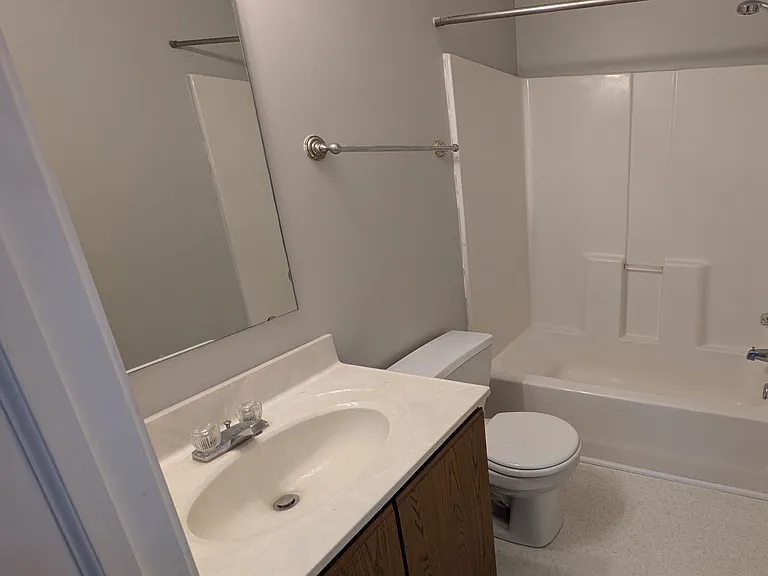 1065 Williamsburg Way — Photo 10