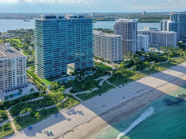 10201 E Collins Ave #1002 — Photo 41