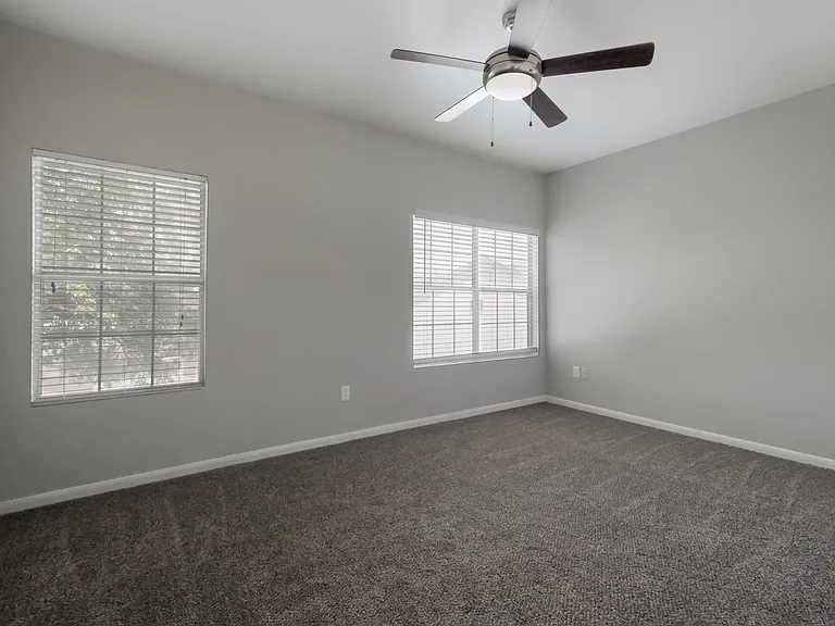 Castle Hills Townhomes — Photo 6