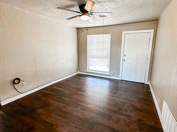 2nd image of 4627 NW Ozmun Ave
