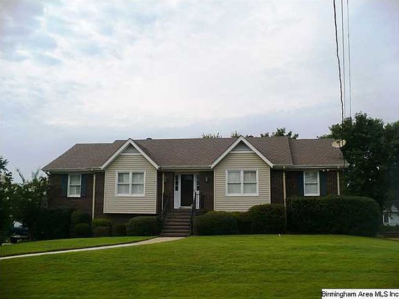 2nd image of 912 Pinemeadow Dr