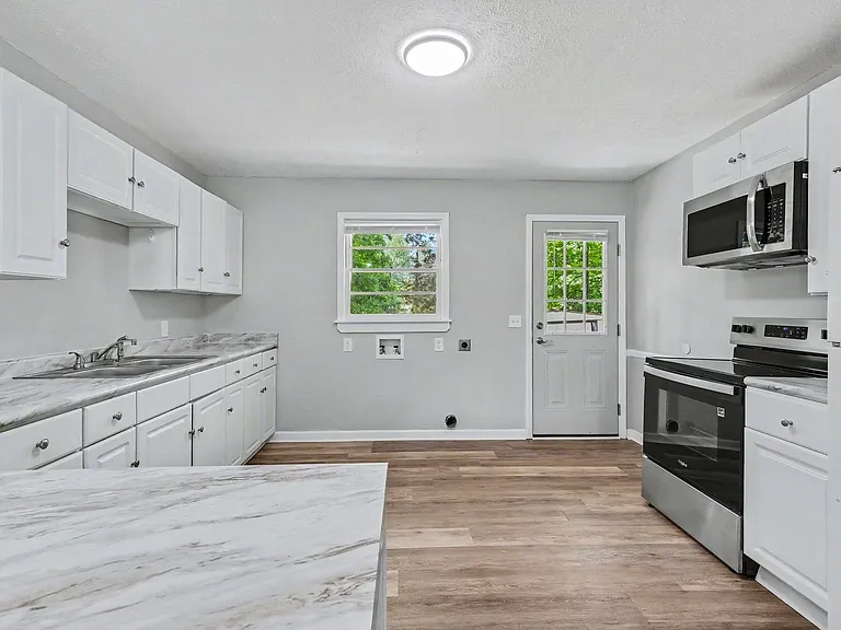 468 Taylor Street — Photo 13