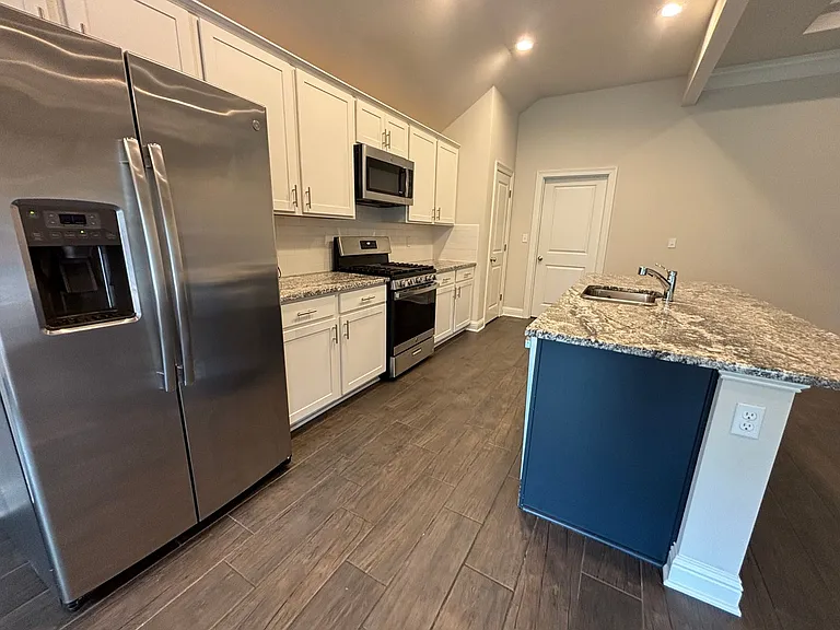 3337 Grand Lake Dr — Photo 8