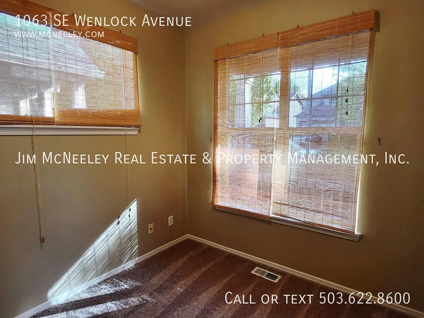 3 Bed+ Den/ 2.5 Bath Arbor Roses Home with Fenced Yard — Photo 3