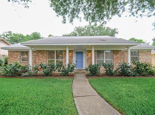 7622 Braesglen Dr, Houston, TX 77071