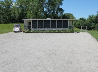 29 Dinosaur Rd, Wilmington, IL 60481