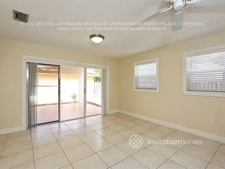 11255 SW 143rd Ct — Photo 7