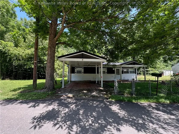 7059 Kanawha State Forest Dr, Charleston, WV 25314