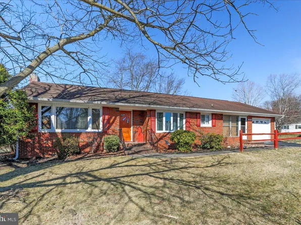 12030 Christy Ave, Smithsburg, MD 21783