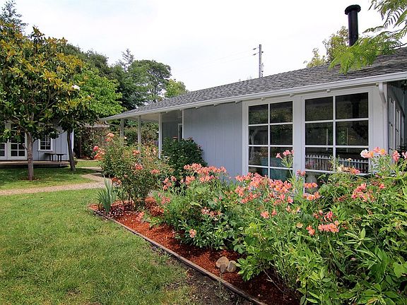 3rd image of 4827 Rivervale Dr