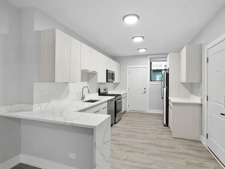 The Juneway Terrace — Photo 24