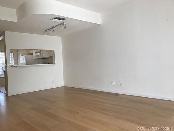 5th image of 113 SW 96th Ave #113