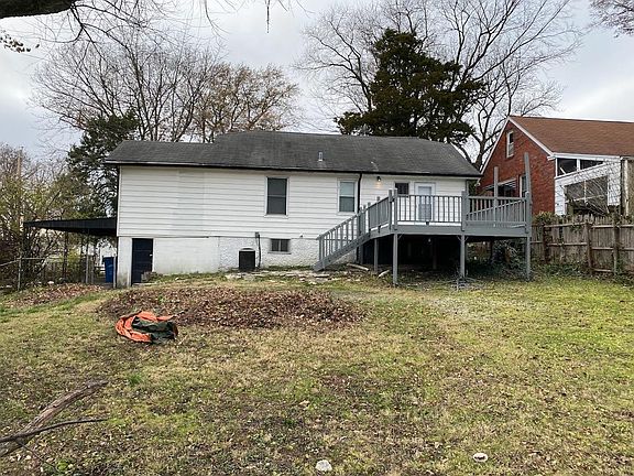 2nd image of 220 S Hartnett Ave