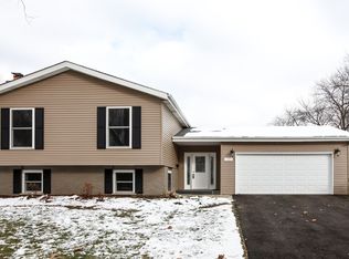 7209 Seminole Dr, Darien, IL 60561
