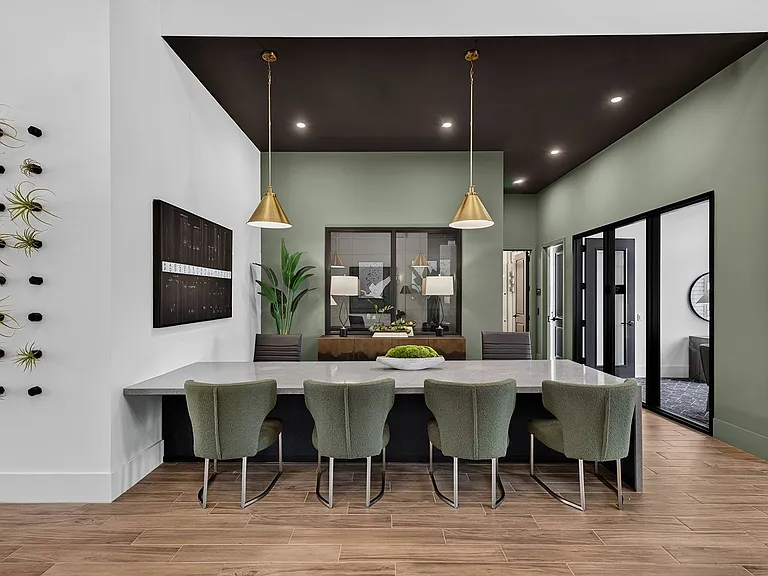 The Belstead — Photo 14