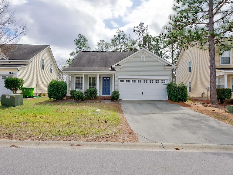 1908 Lake Carolina Dr — Photo 2
