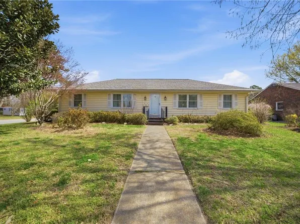 201 Hankins Dr, Hampton, VA 23669