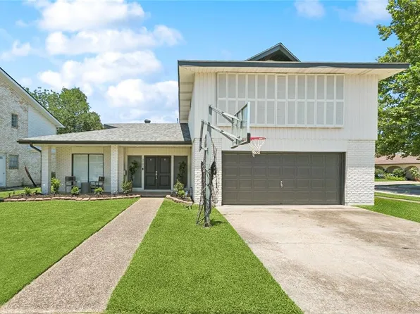 3701 Kim St, Metairie, LA 70001
