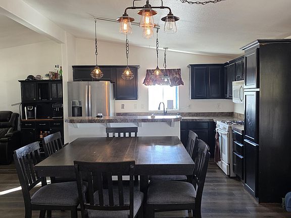 2nd image of 18 Road 3073