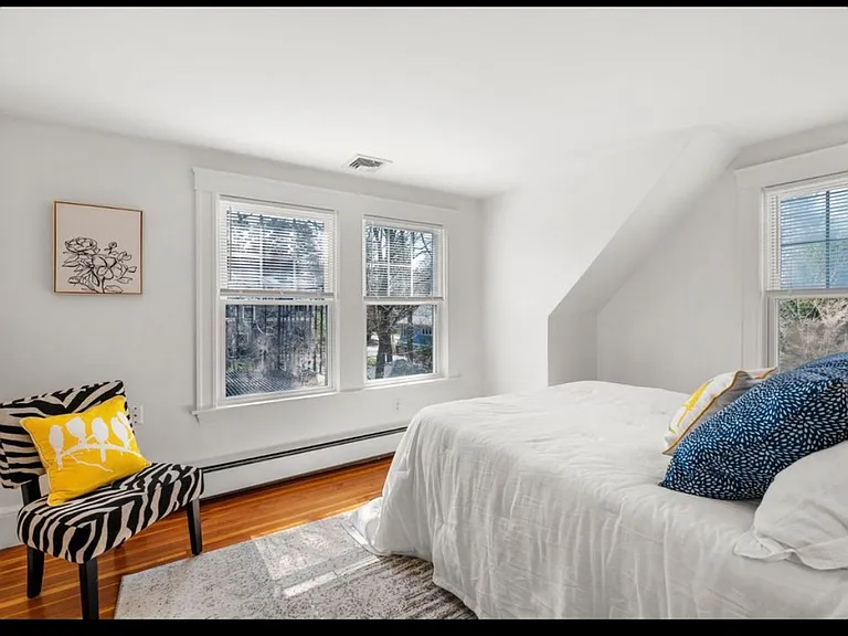 60 Denton Rd — Photo 2