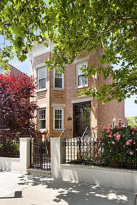 Sold by Compass | media 13