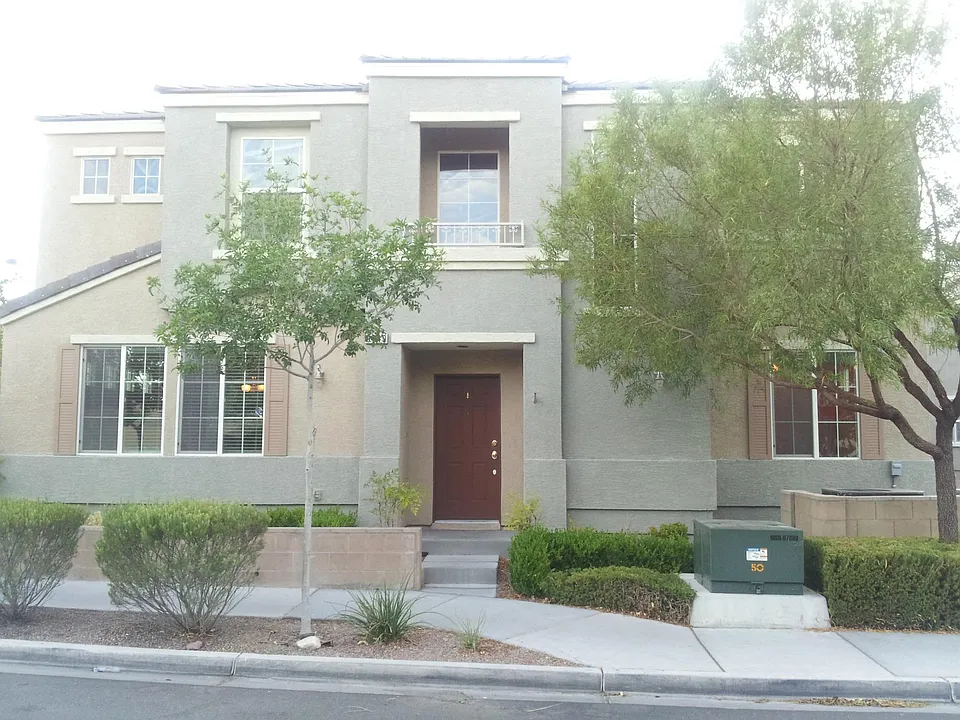 9049 Rich Amethyst Ct