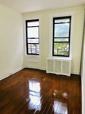 Rented by Evergreen Realty & Investments | media 6