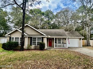 48 Cedar Crest Cir, Beaufort, SC 29907