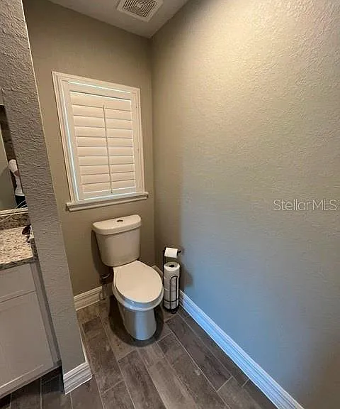 203 Baytree Dr — Photo 15