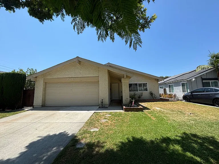 19713 Ray Cir — Photo 2